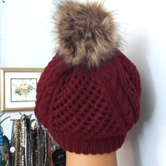 Maroon Puff Stitch Beanie with Faux  Fur Pompom Hat - Picture 7 of 8